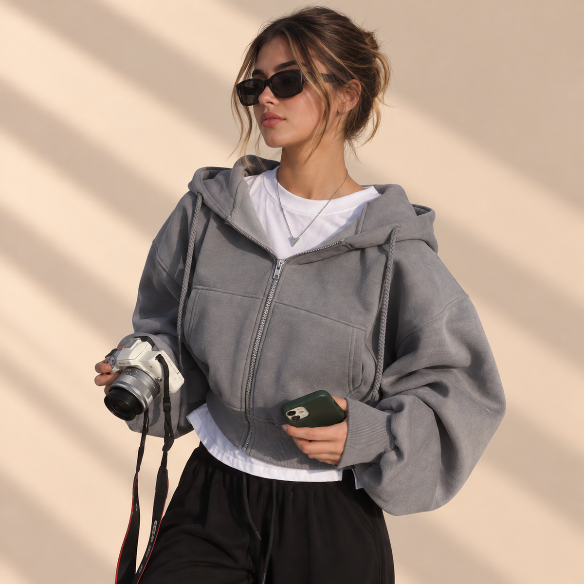 Belleora Muxi™ – Sudadera Cropped con Capucha