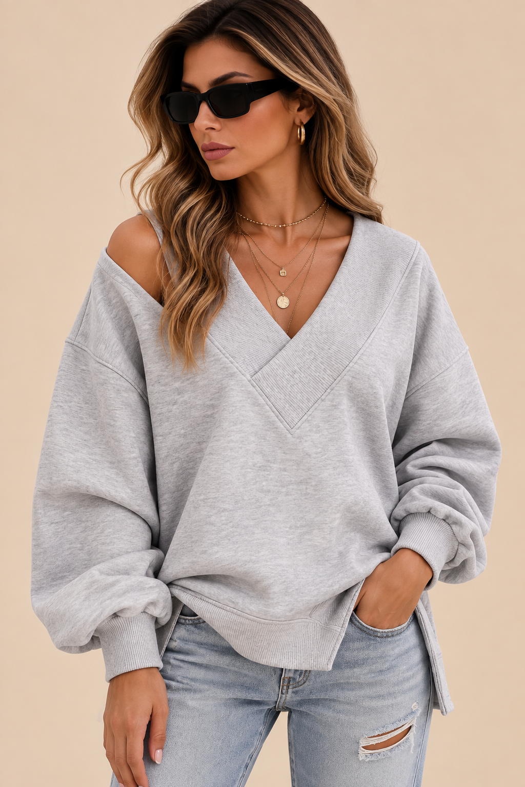 Belleora Emilia™ – Sudadera Oversize con Escote en V