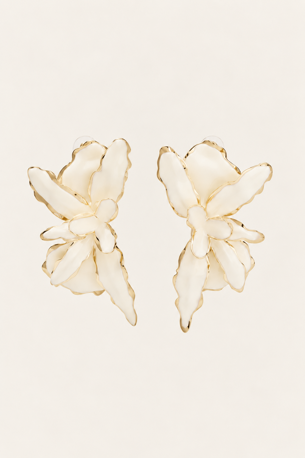 Belleora Dahlia™ – Pendientes Pétalo Dorados