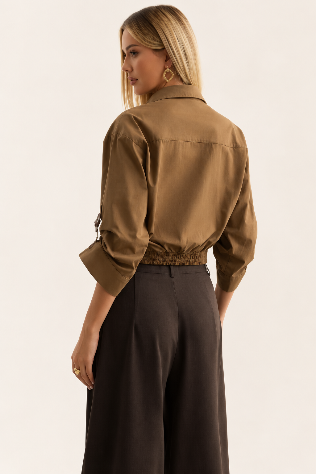 Belleora Colette™ – Camisa Fruncida de Manga Corta