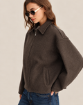 Belleora Moka™ – Chaqueta Café con Bolsillos