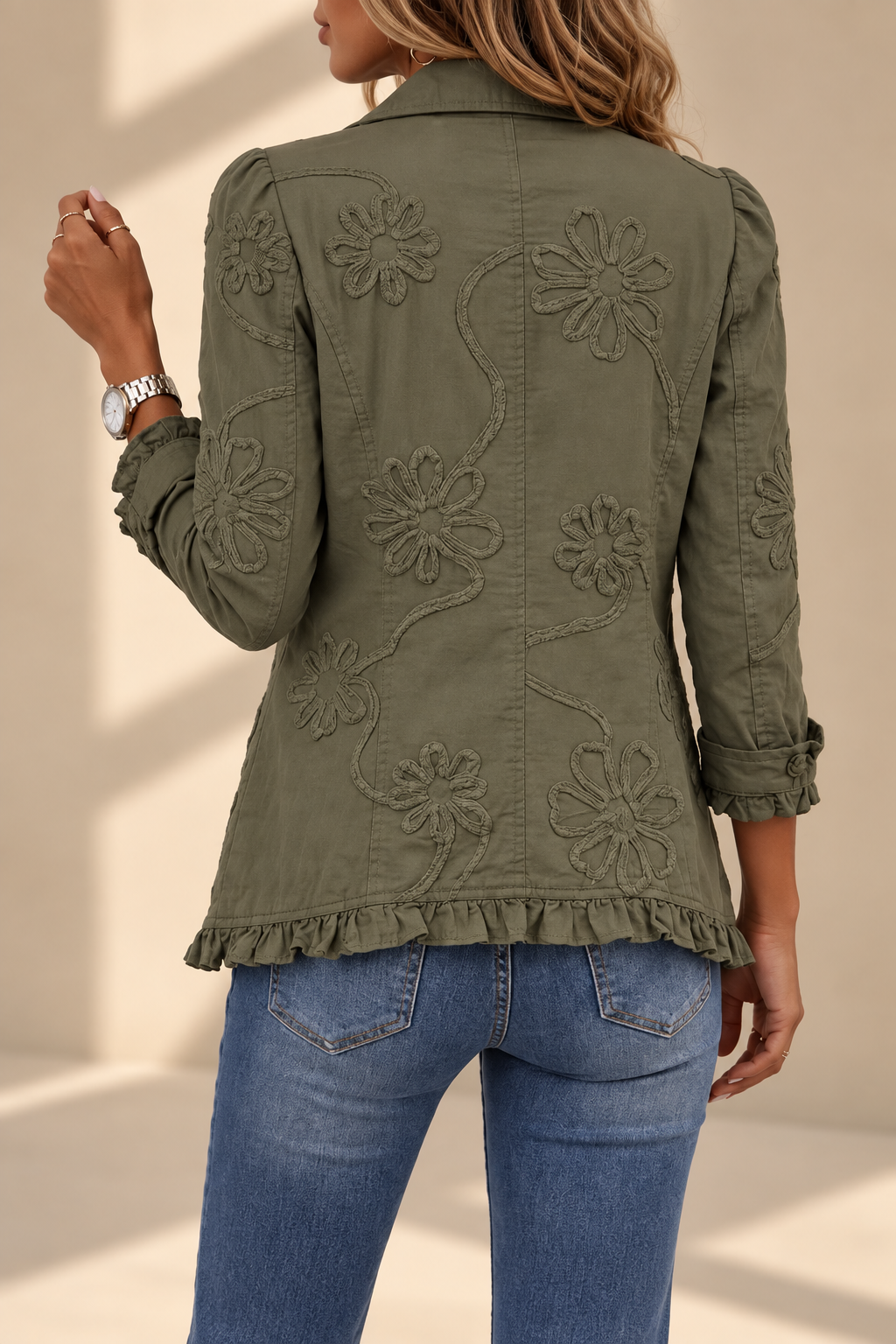 Belleora Ascensión™ – Chaqueta Bordada con Volantes