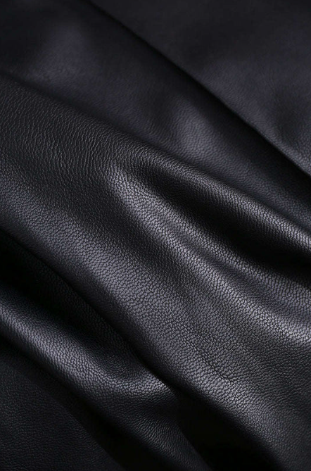 Belleora Alessia™ – Pantalón Recto de Efecto Piel