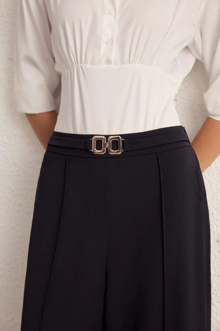 Belleora Margaux™ – Pantalón Wide Leg con Cinturón
